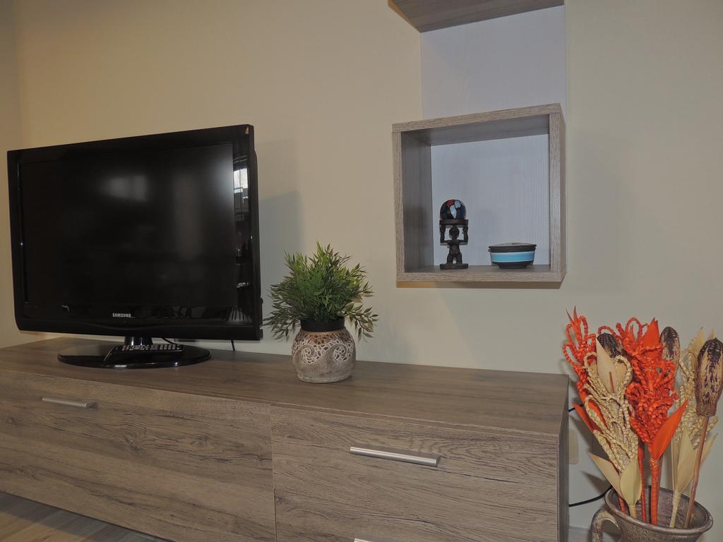 Apartment I Mastrazzi Рипосто Экстерьер фото