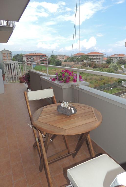Apartment I Mastrazzi Рипосто Экстерьер фото