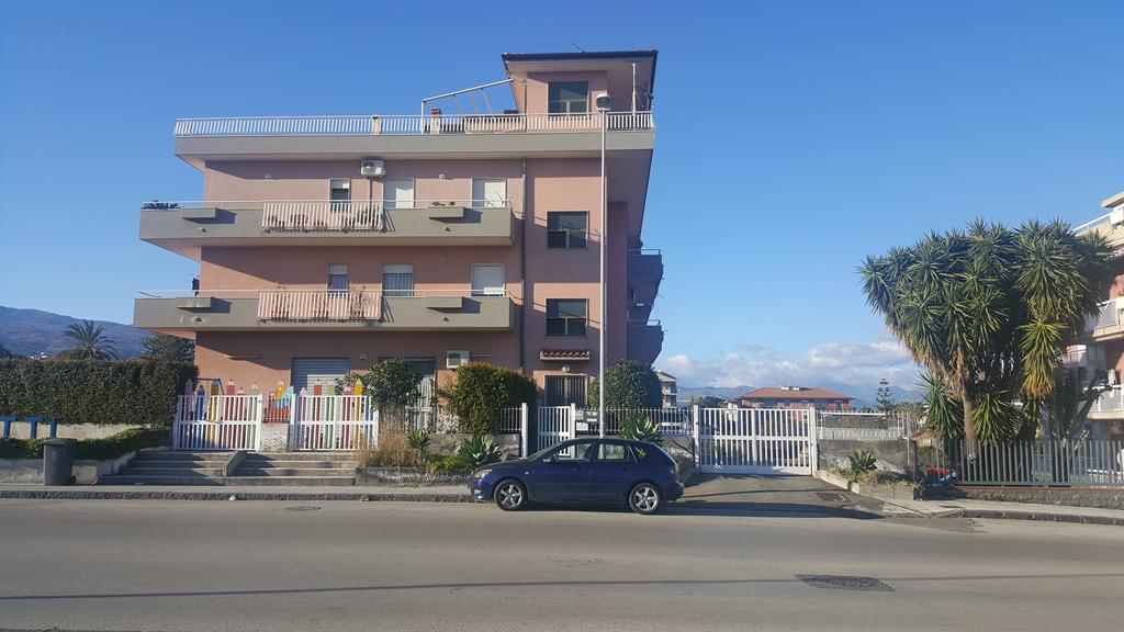 Apartment I Mastrazzi Рипосто Экстерьер фото